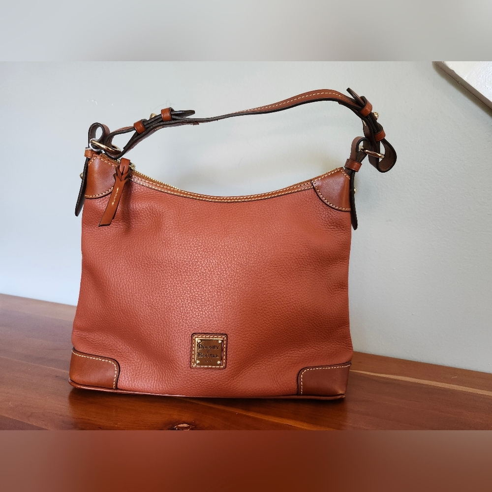 Dooney & Bourke purse
